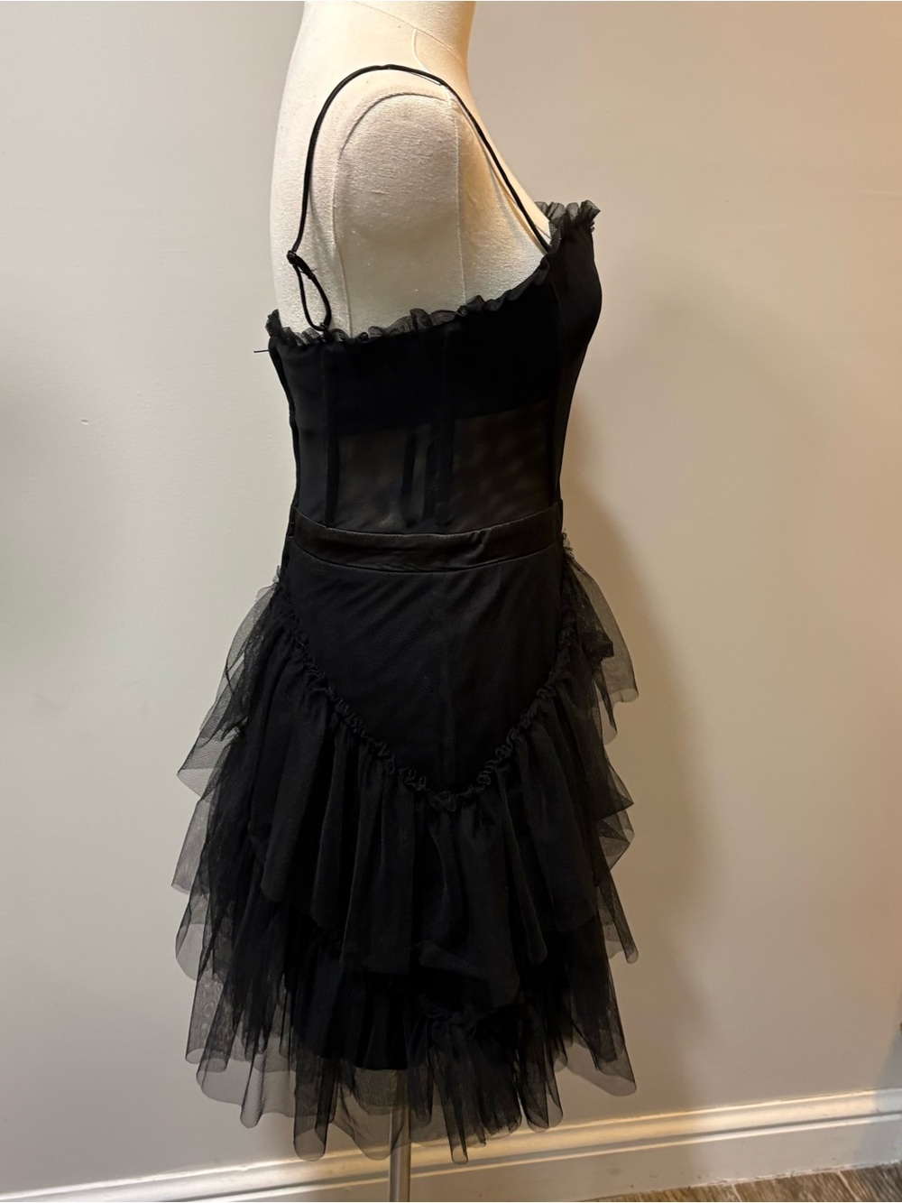 City Studio Black Juniors' Tiered Tulle Asymmetrical Party Dress Sz 3 Whimsigoth - Picture 4 of 15